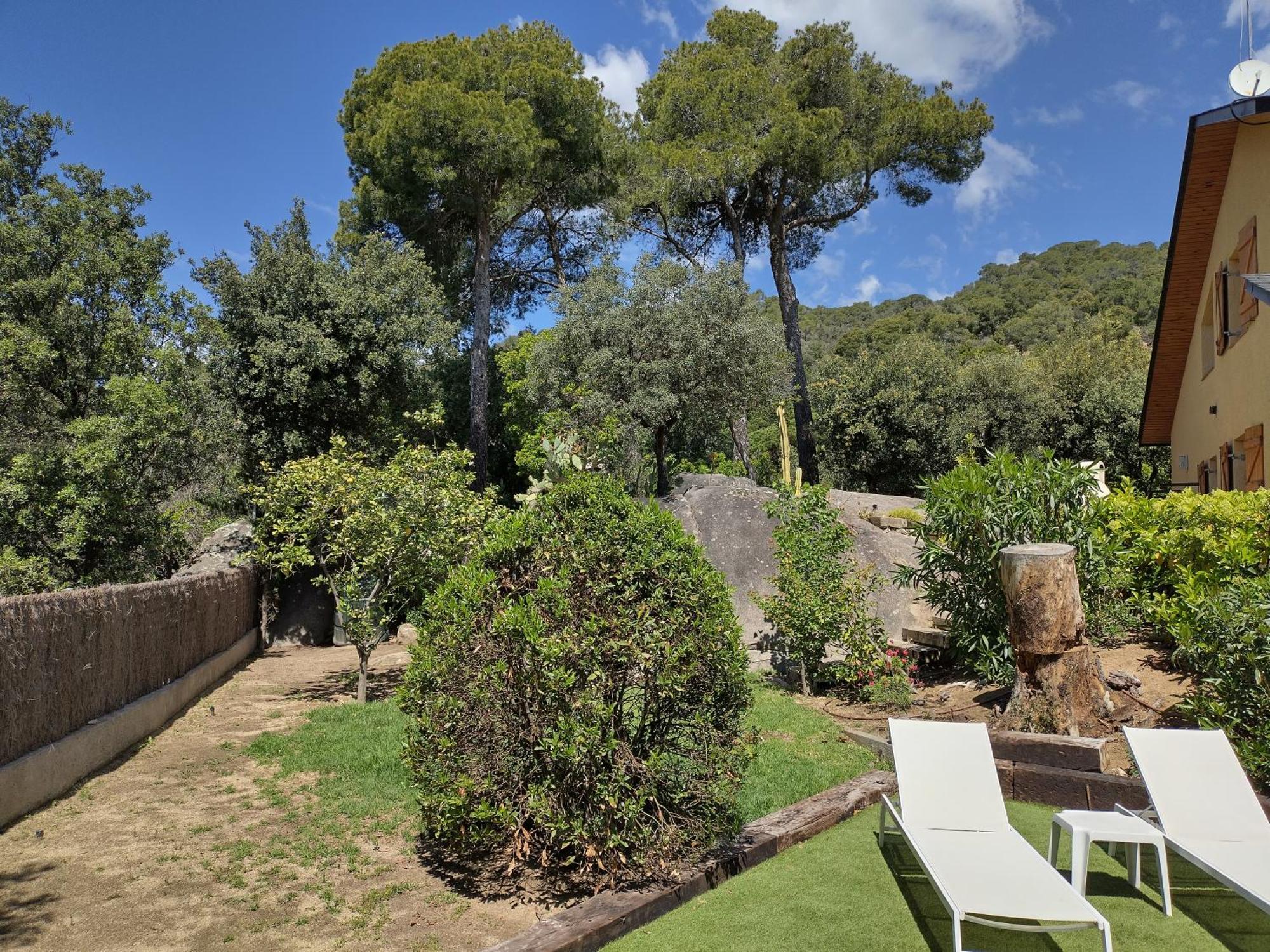 Casa Feliz Villa Sant Cebria de Vallalta Bagian luar foto
