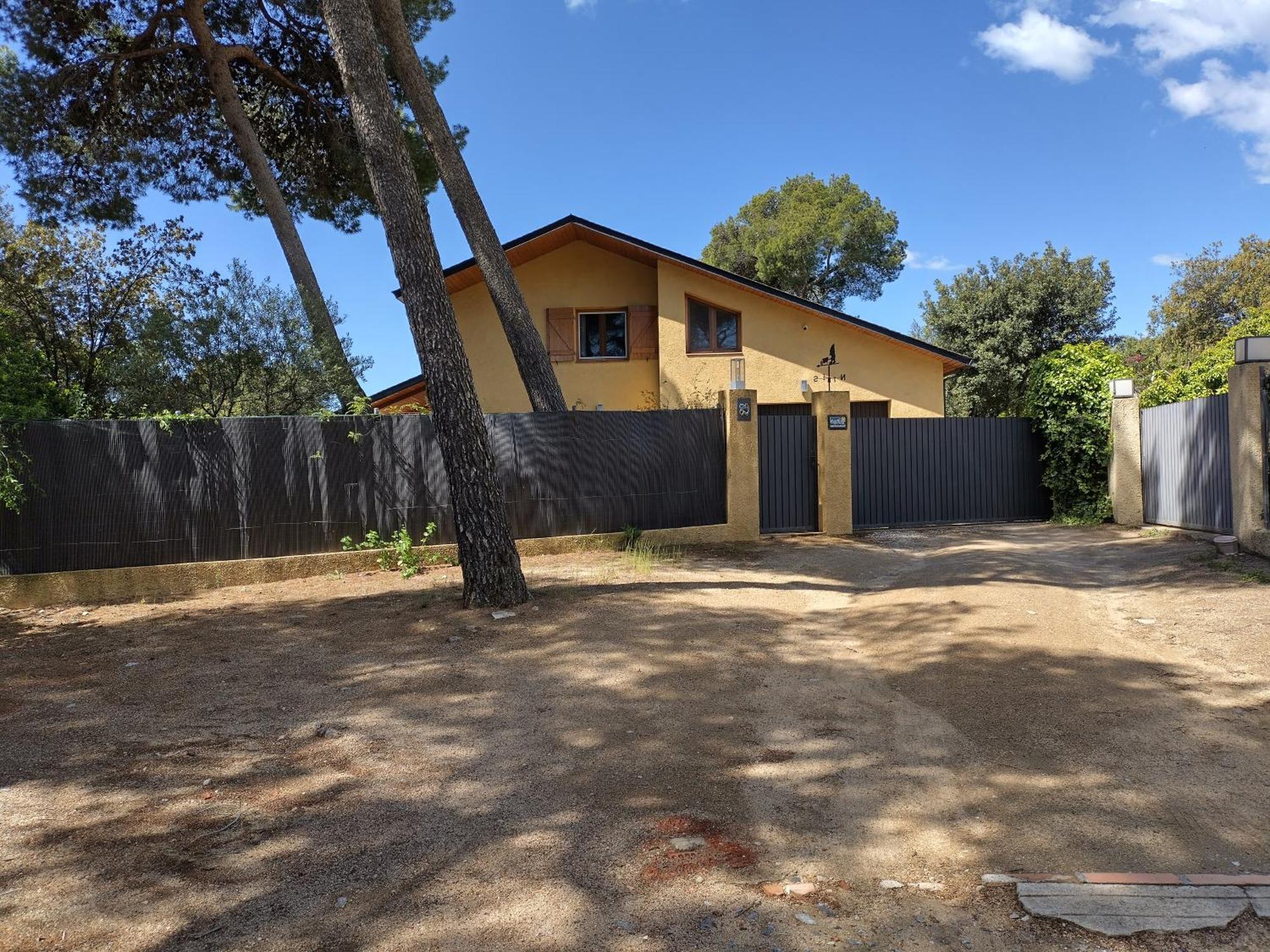 Casa Feliz Villa Sant Cebria de Vallalta Bagian luar foto