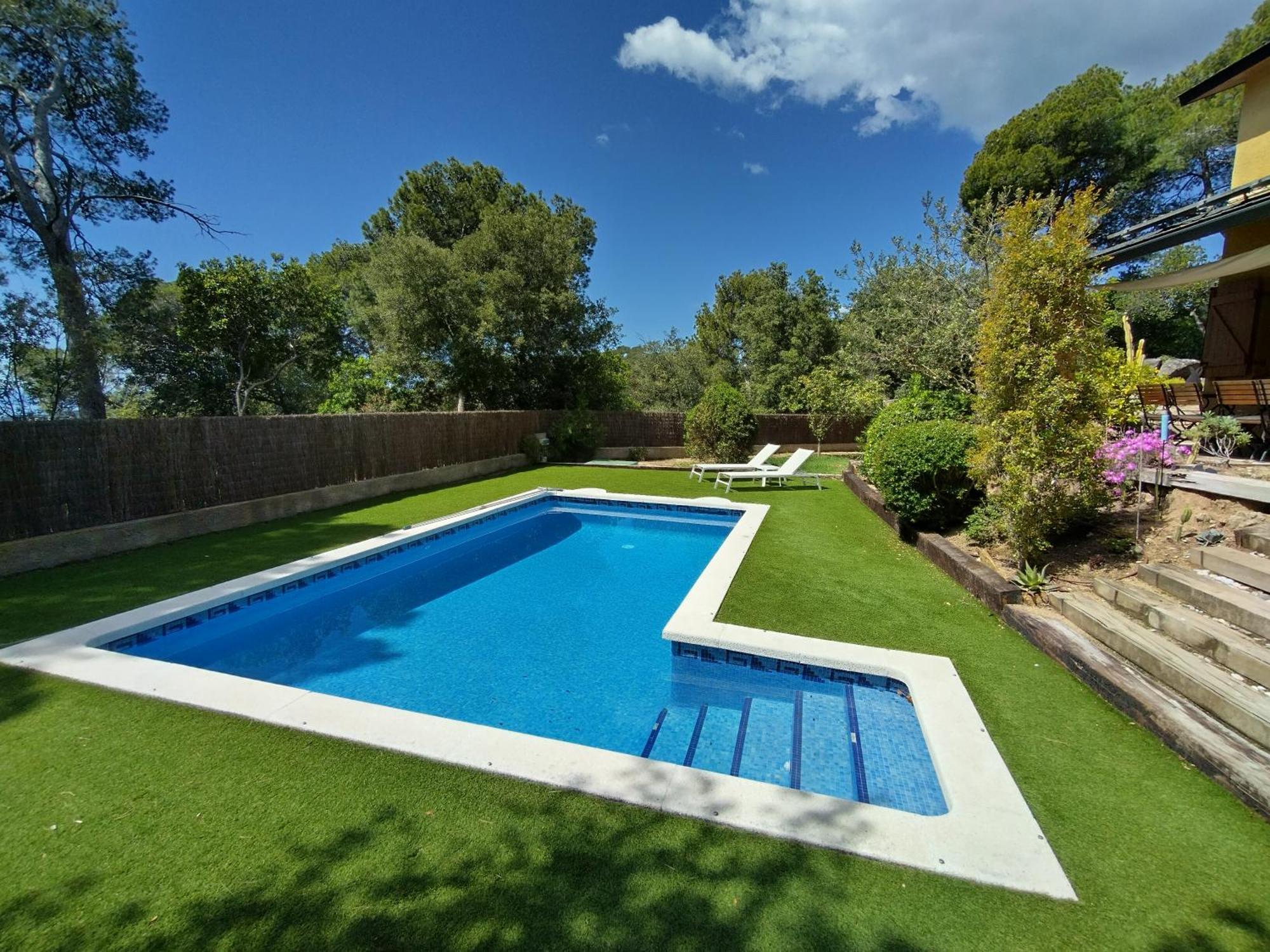 Casa Feliz Villa Sant Cebria de Vallalta Bagian luar foto